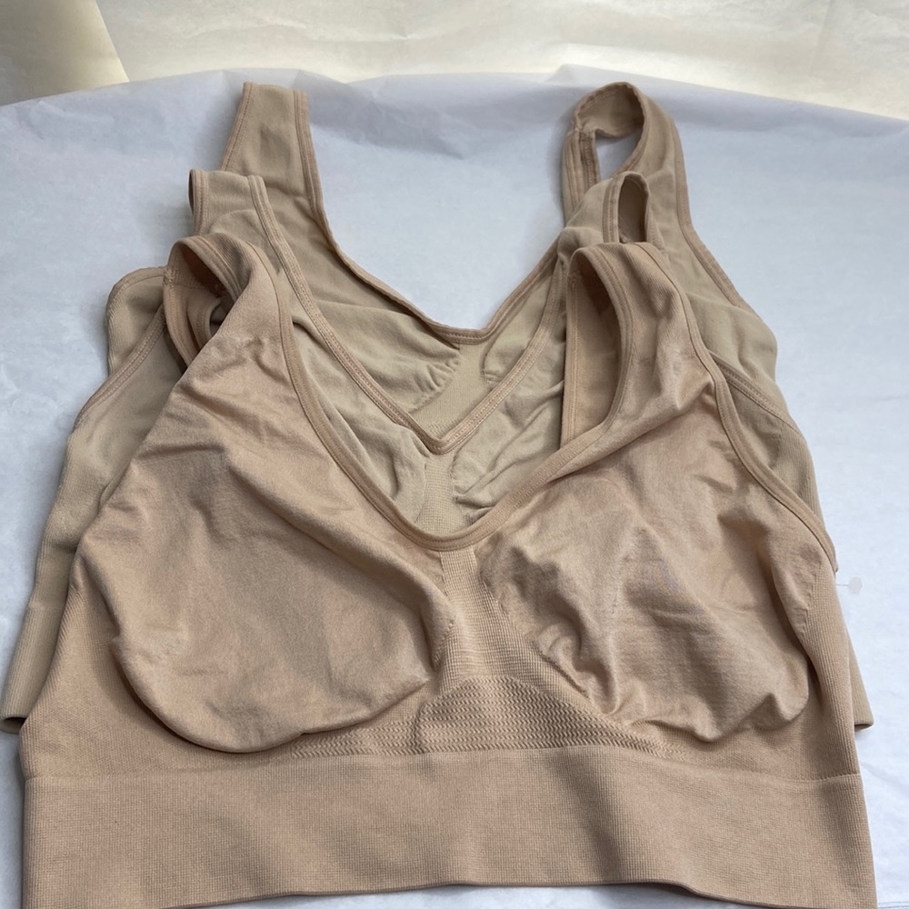 3 each Hanes G196 full coverage size XL. No wire T-shirt bra excellent cond